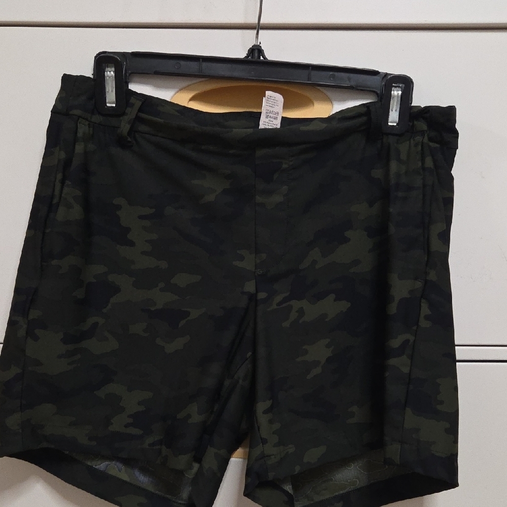 SPANX Womens Dark Camouflage Athletic Shorts Medium Sz.[1832]